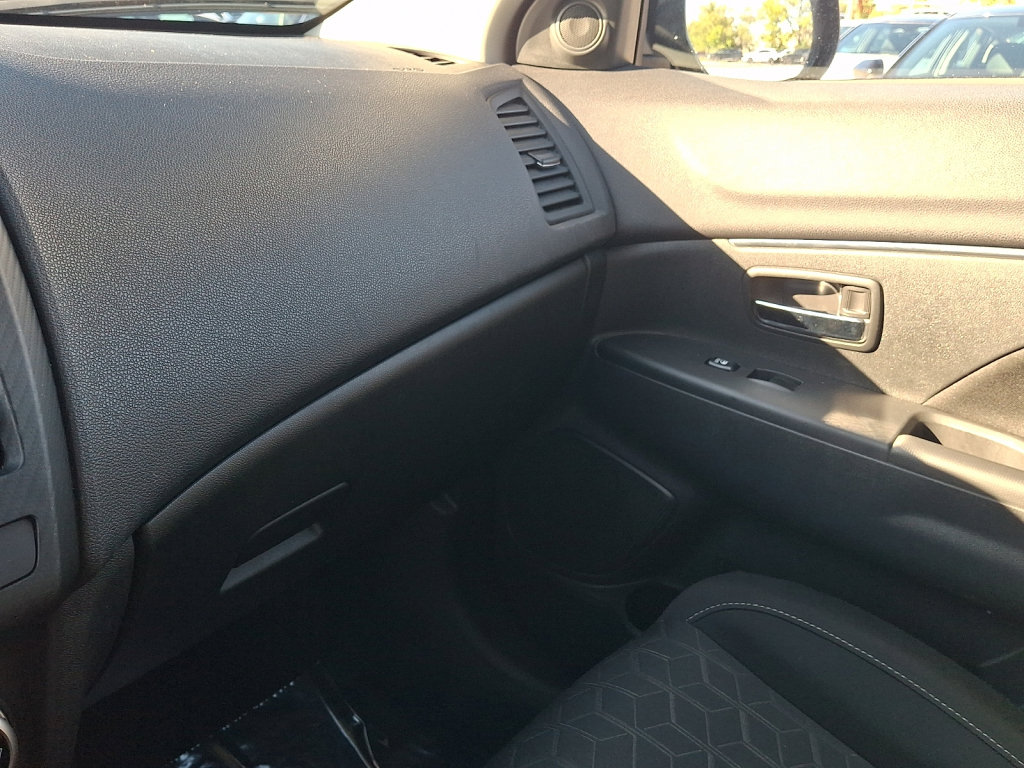 Used 2025 Mitsubishi Outlander Sport ES AWD/4WD image 31