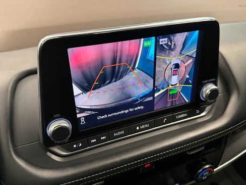 Used 2021 Nissan Rogue SV image 13