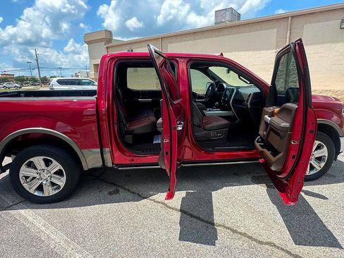 Used 2019 Ford F150 King Ranch w/ Equipment Group 601A Luxury RWD image 3