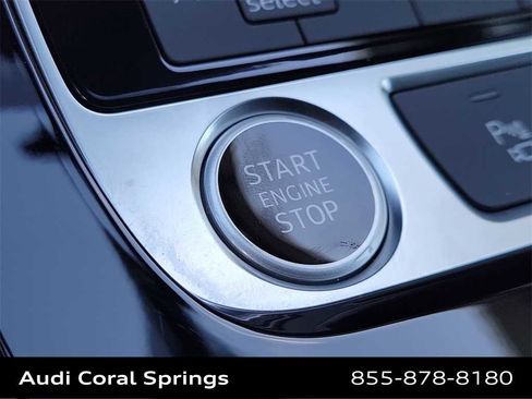 Certified 2025 Audi Q7 3.0T Premium w/ Convenience Package image 27