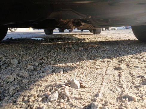 Used 2005 Toyota Camry LE image 8