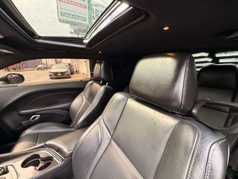 Used 2018 Dodge Challenger GT AWD/4WD image 14
