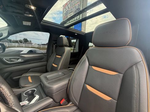 Used 2021 GMC Yukon AT4 w/ Rear Media and Nav Package AWD/4WD image 13