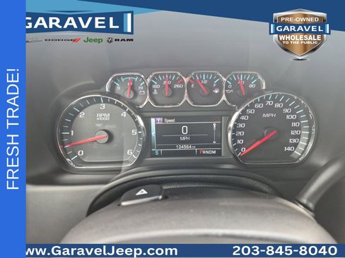 Used 2015 Chevrolet Suburban LT w/ Luxury Package AWD/4WD image 8