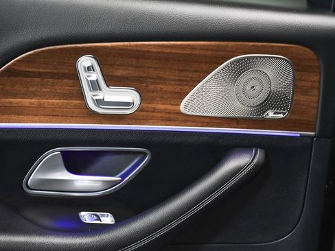 Used 2025 Mercedes-Benz GLS 450 GLS 450 image 14