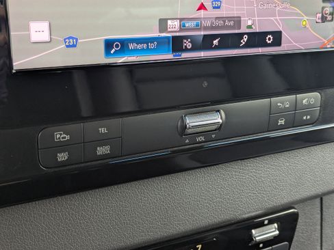 Used 2021 Mercedes-Benz Sprinter 2500 image 28