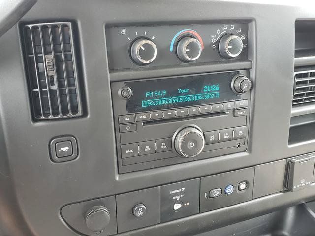 Used 2016 Chevrolet Express 2500 LS RWD image 21