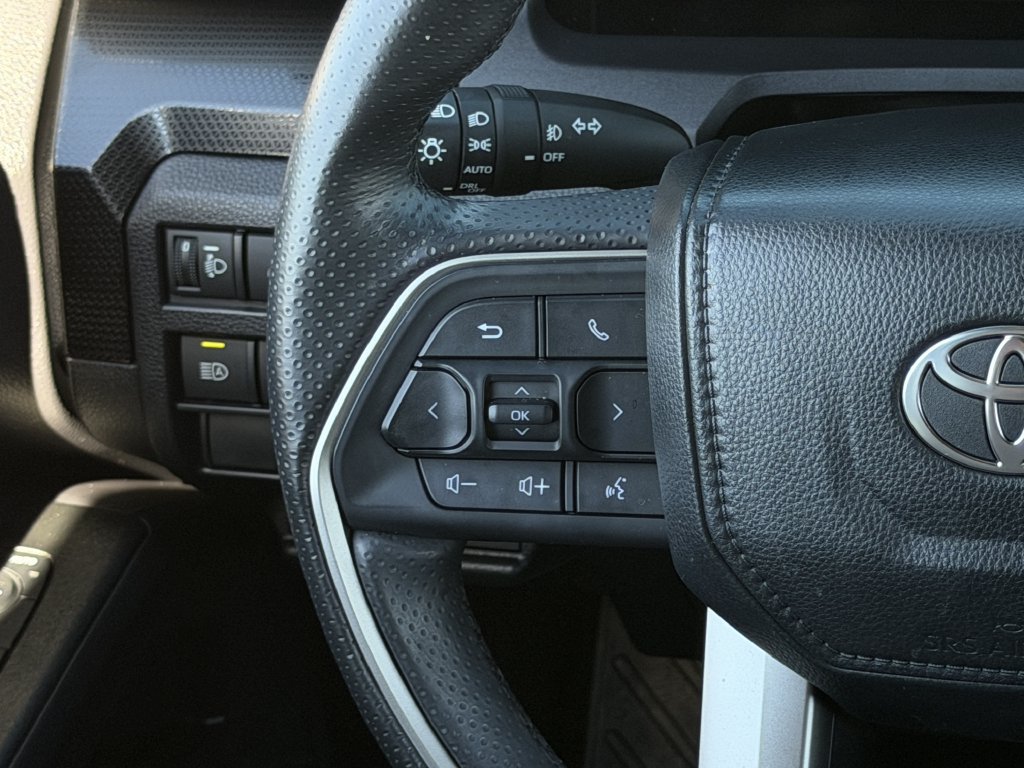 Used 2026 Toyota 4Runner Limited AWD/4WD image 14