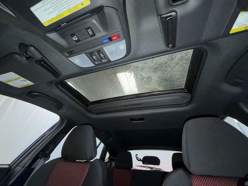 Used 2023 Subaru Impreza 2.0i Sport image 21