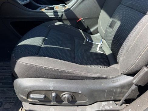 Used 2023 GMC Acadia SLE w/ Driver Convenience Package image 19