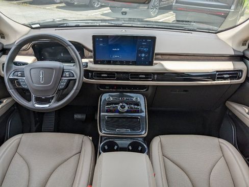 Certified 2023 Lincoln Nautilus Reserve w/ Equipment Group 202A image 16