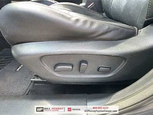 Used 2019 Nissan Rogue SL image 15