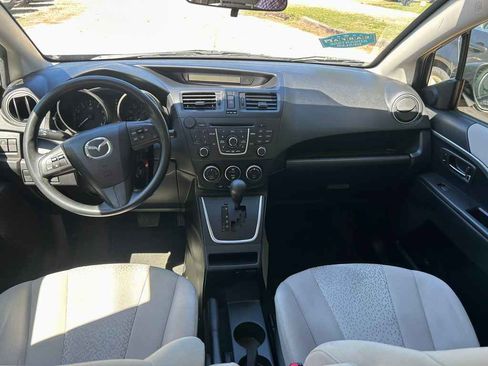 Used 2012 MAZDA MAZDA5 Sport FWD image 11