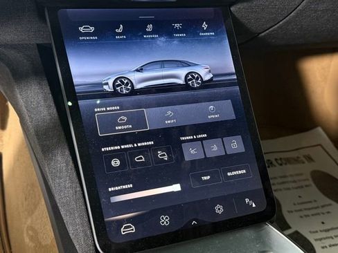 Used 2022 Lucid Air Grand Touring image 38