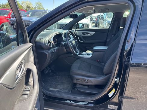 Used 2020 Chevrolet Blazer LT AWD/4WD image 2