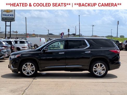 Used 2021 Chevrolet Traverse High Country w/ LPO, Floor Liner Package AWD/4WD image 5