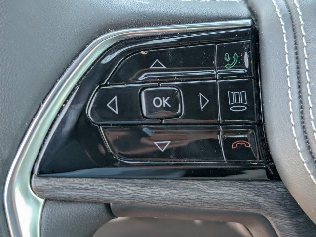 Used 2023 Jeep Grand Cherokee L Overland AWD/4WD image 24