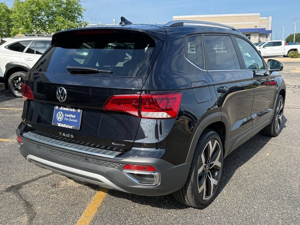 Certified 2023 Volkswagen Taos SEL AWD/4WD image 3