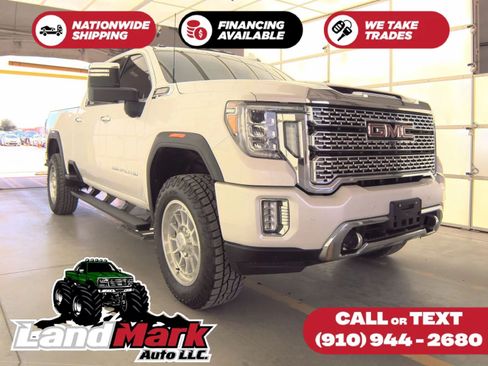 Used 2022 GMC Sierra 3500 Denali w/ Denali Ultimate Package AWD/4WD image 1