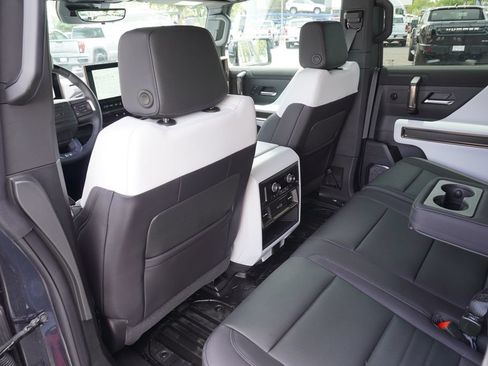 New 2025 GMC Hummer EV 2X AWD/4WD image 12