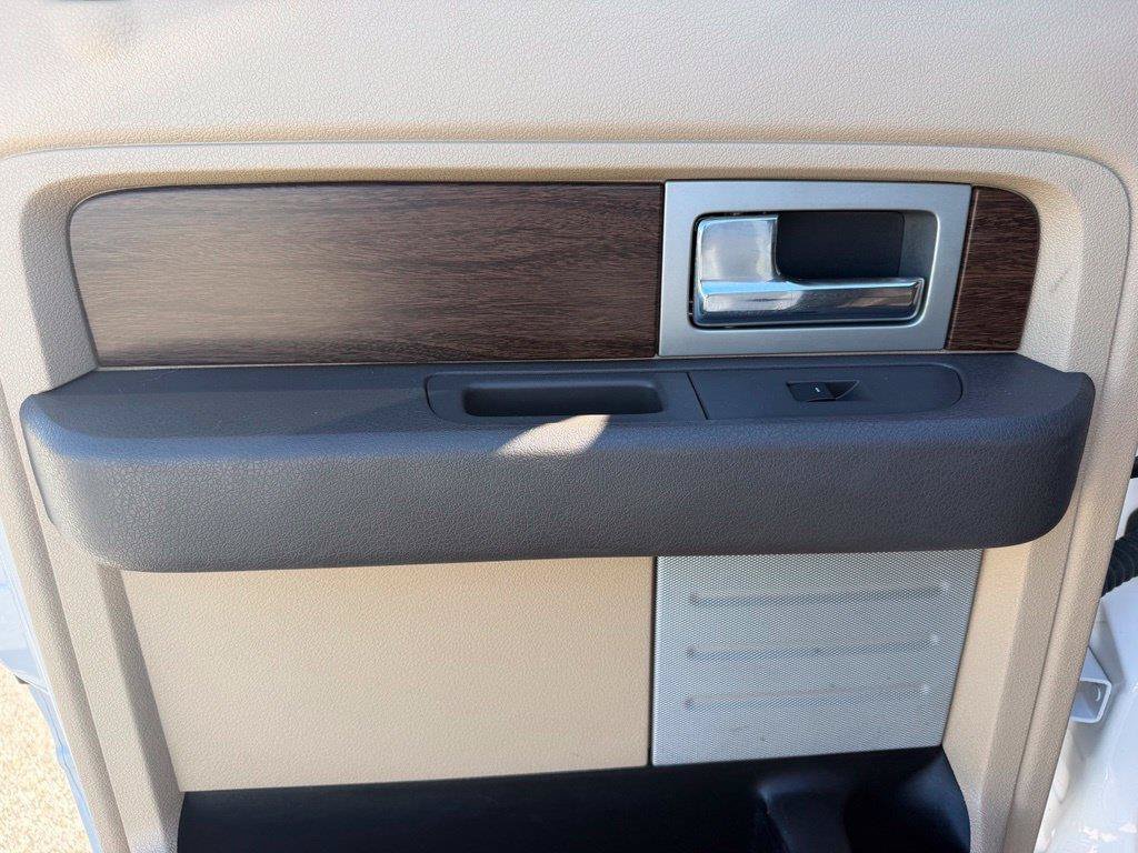 Used 2014 Ford F150 Lariat w/ Equipment Group 502A Luxury AWD/4WD image 20