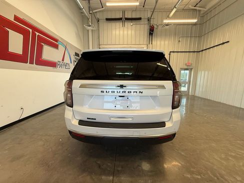 Used 2022 Chevrolet Suburban High Country w/ Max Trailering Package image 3