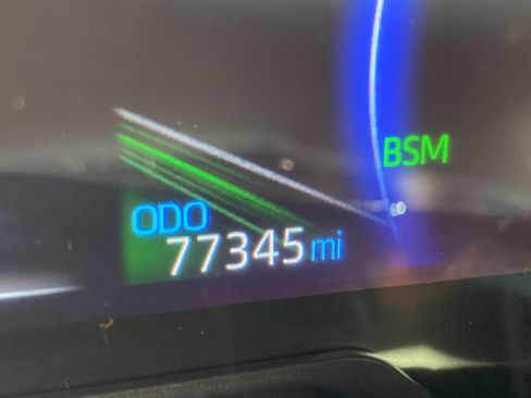 Used 2019 Toyota RAV4 XSE AWD/4WD image 10
