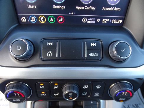 Used 2023 GMC Acadia SLE w/ Infotainment Package image 29