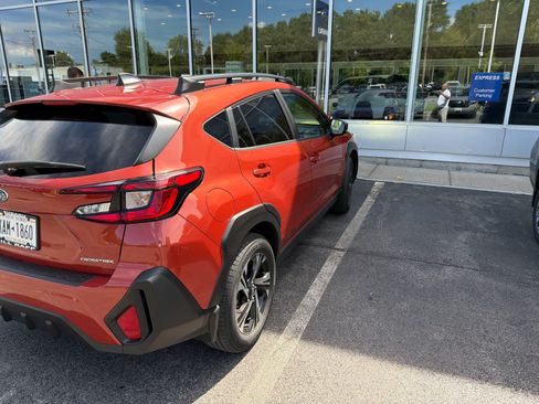 Used 2024 Subaru Crosstrek 2.0i Premium AWD/4WD image 12