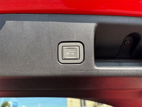 New 2025 Chevrolet Equinox EV RS image 41