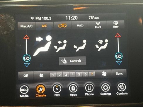 Used 2022 Jeep Grand Cherokee Limited AWD/4WD image 16