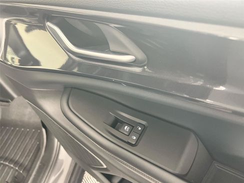 Used 2021 Jeep Grand Cherokee L Laredo AWD/4WD image 32