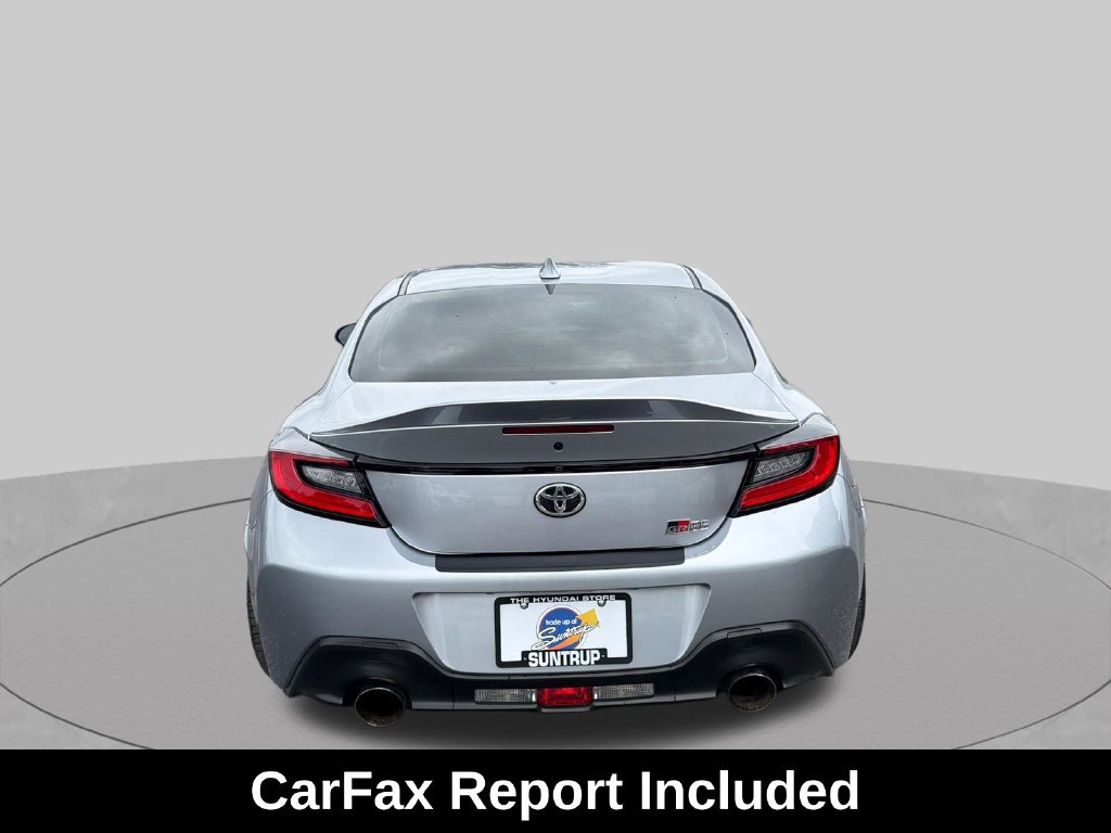 Used 2022 Toyota GR86 Premium w/ ALL Weather Mat Package (TMS) RWD image 4