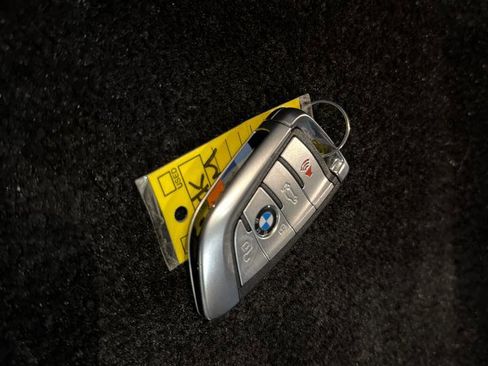 Used 2022 BMW X5 M Competition w/ Competition Package 2 image 28