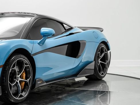 Used 2019 McLaren 600LT RWD image 3