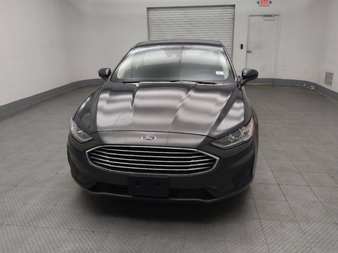 Used 2020 Ford Fusion SE image 15