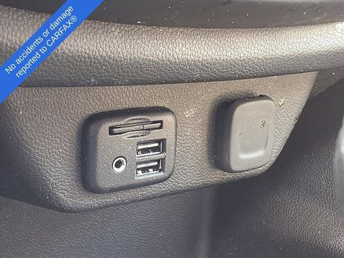 Used 2023 Chevrolet Traverse High Country image 26