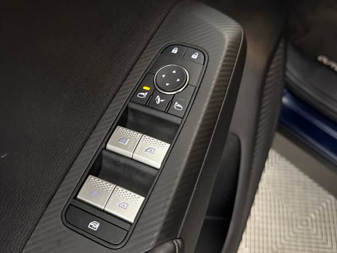 Used 2024 Mitsubishi Outlander SE Black Edition FWD image 23