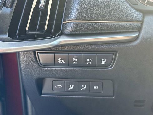 Certified 2025 MAZDA CX-70 Plug-In Hybrid w/ Premium Pkg image 14