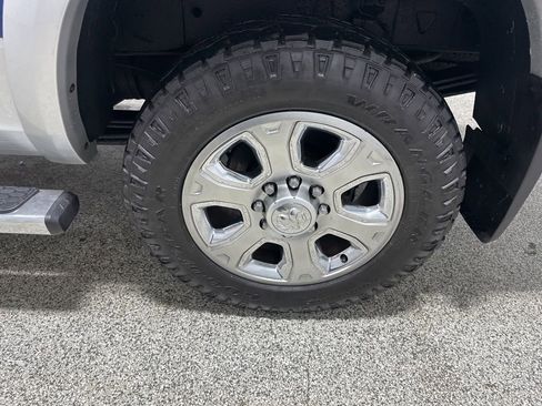 Used 2016 RAM 3500 Laramie image 7