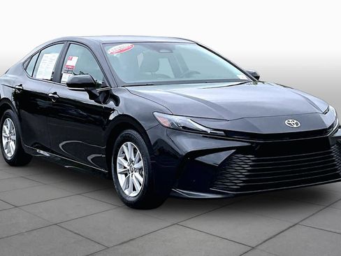 Certified 2025 Toyota Camry LE image 2