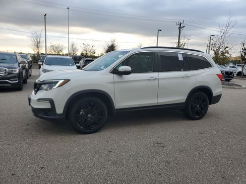 Used 2022 Honda Pilot Special Edition image 3