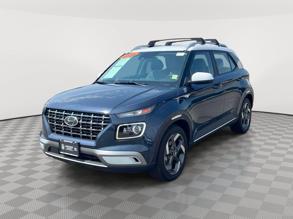 Used 2023 Hyundai Venue Limited FWD image 3