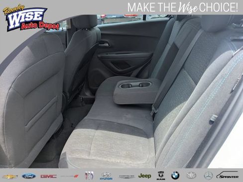 Used 2016 Chevrolet Trax LS FWD image 17