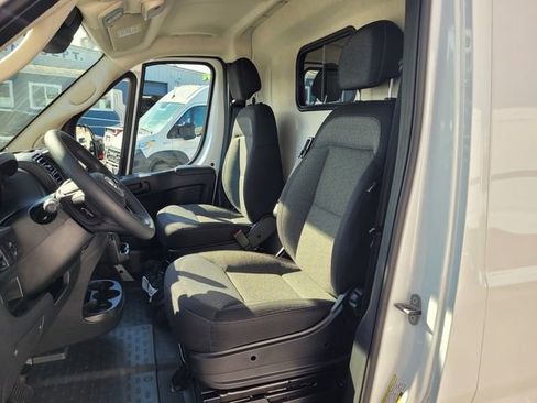 New 2026 RAM ProMaster 2500 w/ Convenience Group image 7