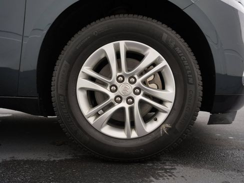 Used 2019 Buick Enclave Essence AWD/4WD image 32