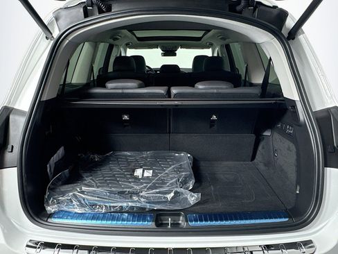 New 2026 Mercedes-Benz GLS 450 4MATIC image 23