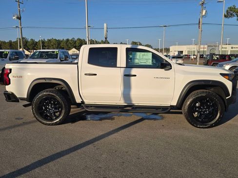 New 2026 Chevrolet Colorado Trail Boss AWD/4WD image 6