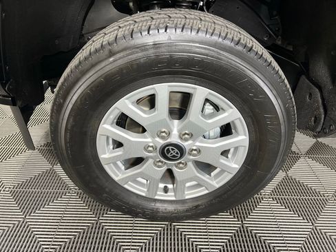 Used 2025 Toyota Tacoma SR5 image 11