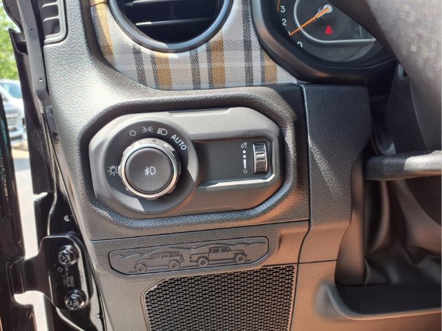 New 2026 Jeep Wrangler Unlimited Sport AWD/4WD image 25